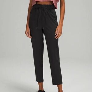 Lululemon 7/8 Stretch Pant